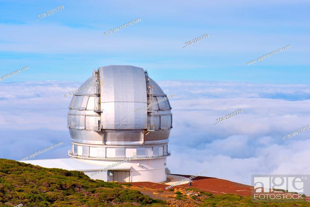 Stock Photo: telescope.