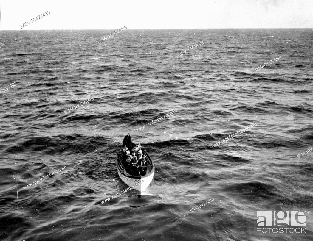 1912-6 Sizes! Rescue Ship SS CARPATHIA with TITANIC Lifeboats New Photo 
