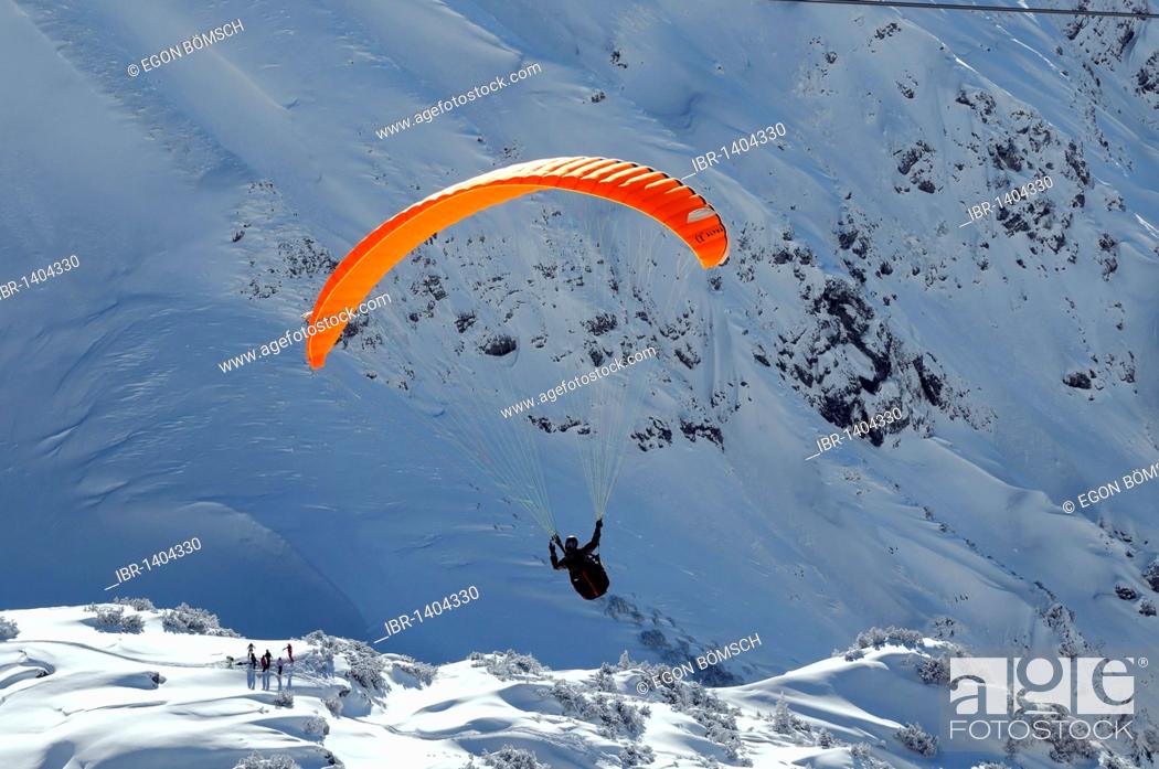 Stock Photo: Paraglider on Mt Nebelhorn, 2224m, Oberstdorf, Allgaeu, Bavaria, Germany, Europe.