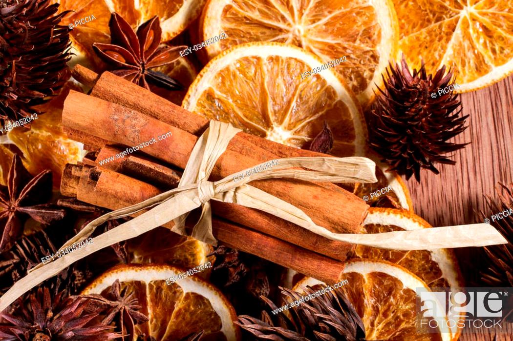 Cinnamon Orange & Pinecone Wreath — Andaluca Home
