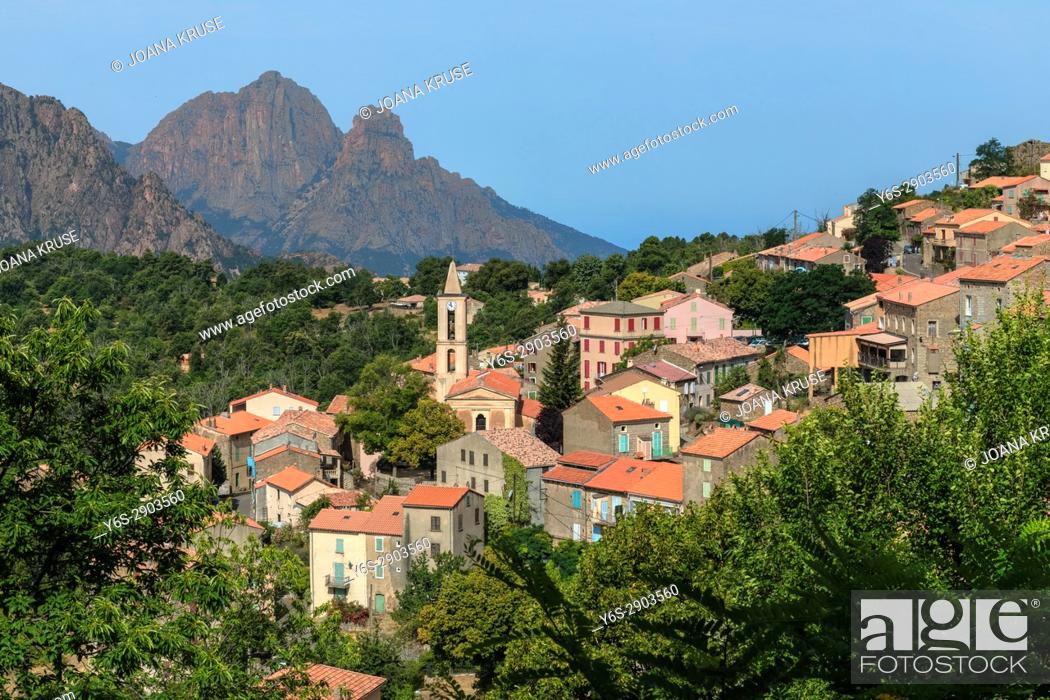 Imagen: Evisa, Corsica, France.