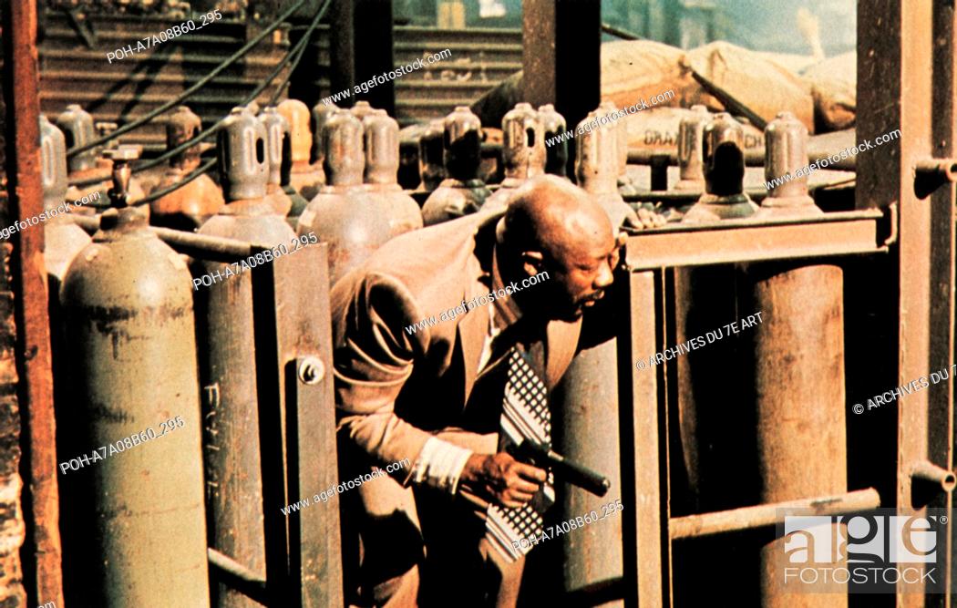 Photo de stock: Uomini duri  Tough Guys Year: 1974 - Italy Isaac Hayes  Director: Duccio Tessari. It is forbidden to reproduce the photograph out of context of the promotion of.