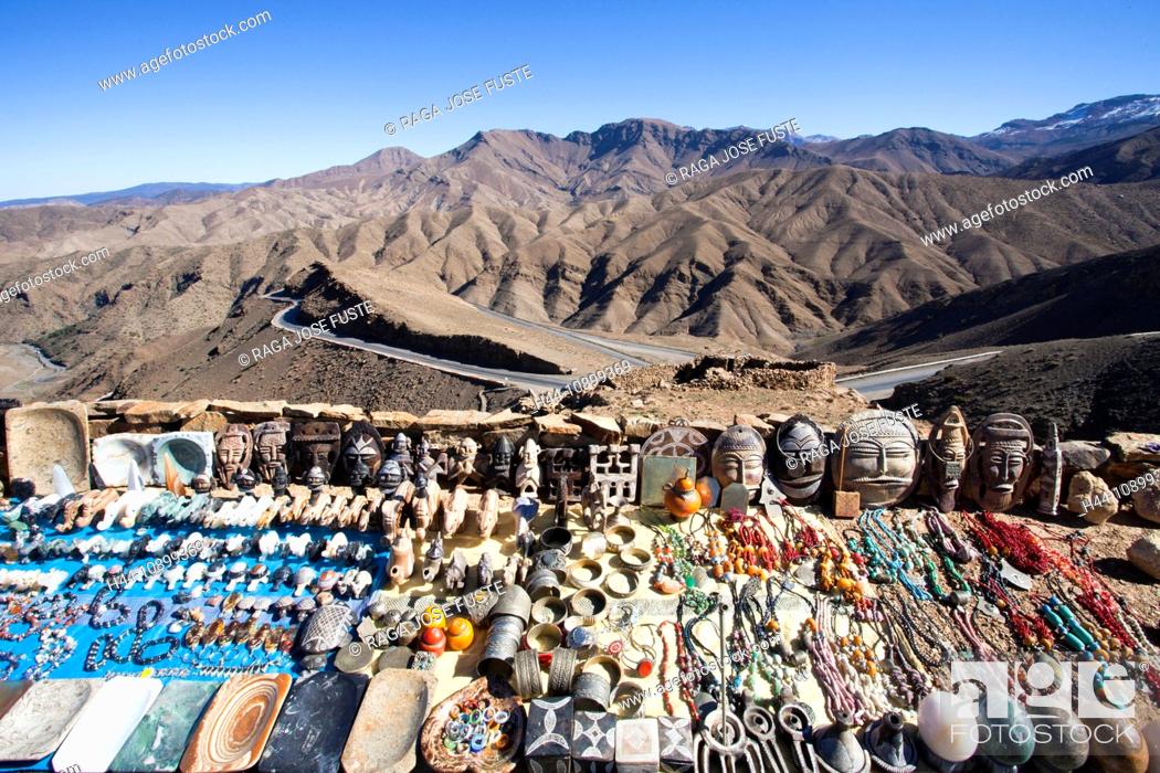 Stock Photo: Morocco, North Africa, Africa, Southern Morocco, atlas, mountains, mountains, Tizi n Tichka, Pass, souvenir, shop.