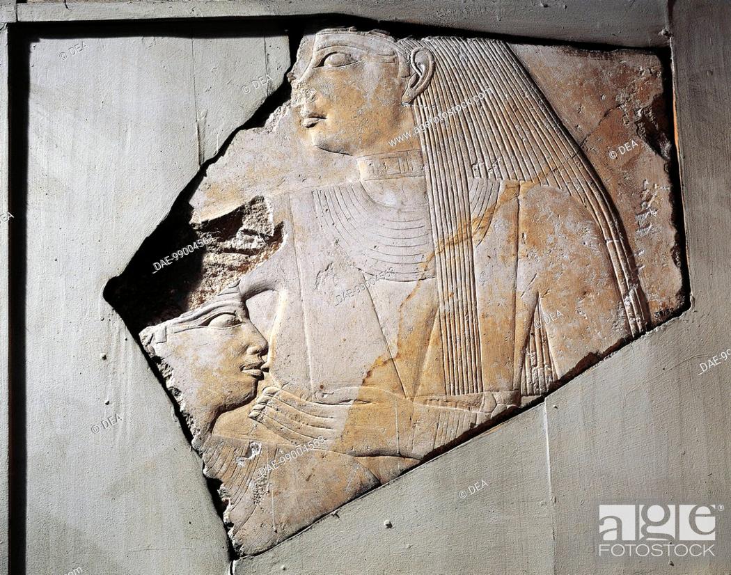 Photo de stock: Egyptian civilization, Old Kingdom, Dynasty V. Relief depicting a divinity nursing the king, from the upper temple of the pyramid of Unas.