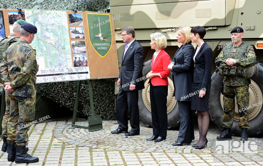 Stock Photo: German Defence Minister Ursula von der Leyen (2-L) and US Secretary of Defence Ashton Carter (L), along with their counterparts from the Netherlands.