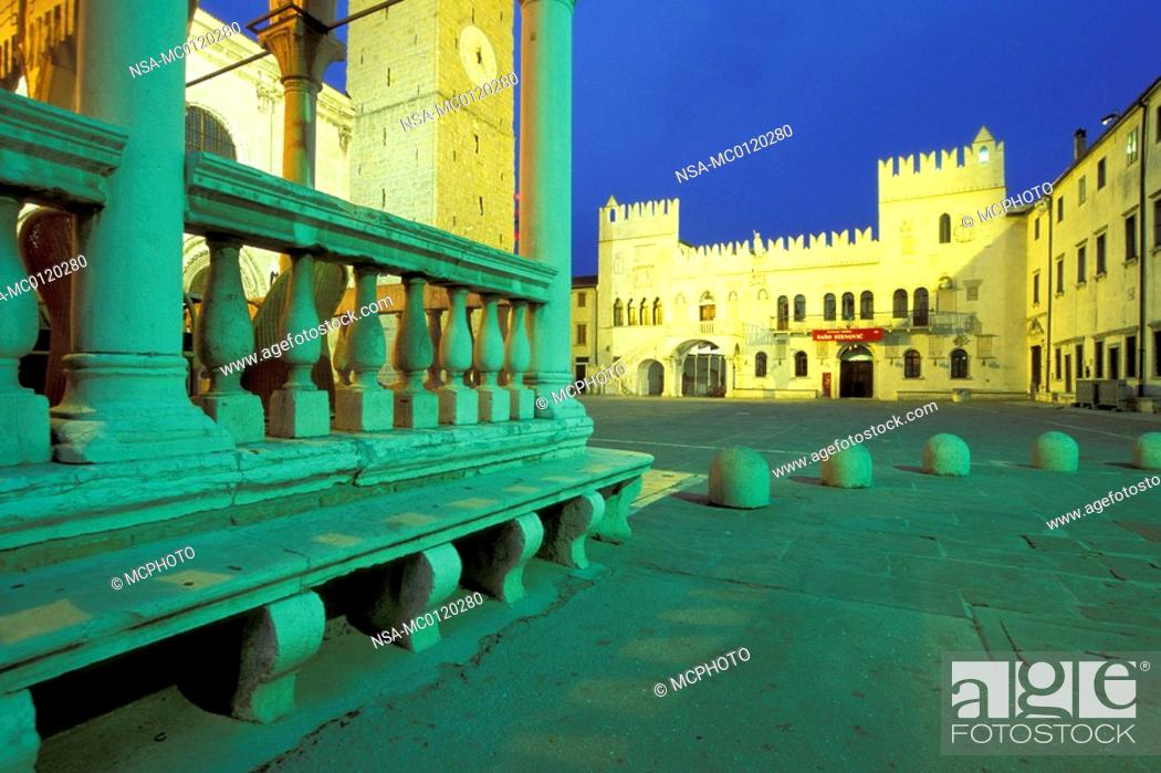 Stock Photo: Mainsquare with loggia of Koper at night.