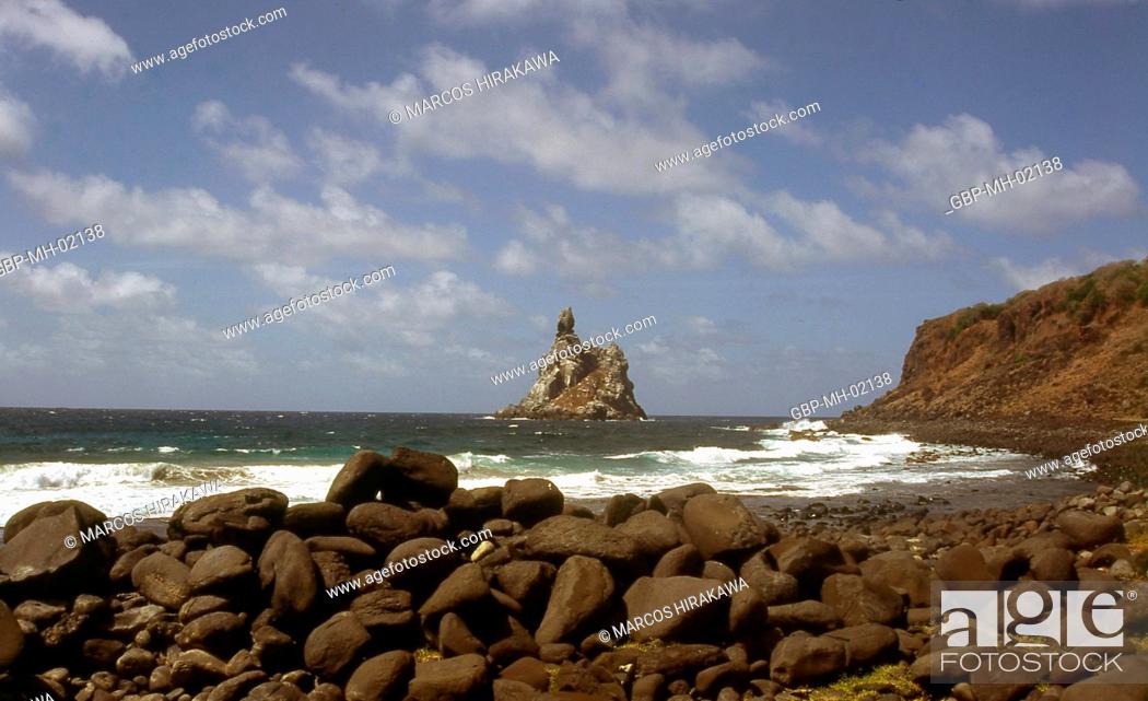 Stock Photo: Ataleia's Beach; Fernando de Noronha; Pernambuco.