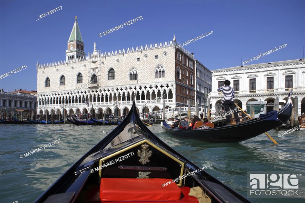 Stock Photo: View of Doge's Palace in St. Mark's Square from the Gondola, Venice, Italy.