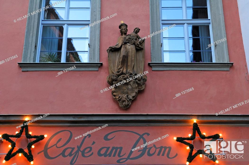 Stock Photo: Holy Mary with child statue, facade of the Café am Dom coffee house, below Christmas decorations, Ringleinsgasse 2, Bamberg, Upper Franconia, Bavaria, Germany.