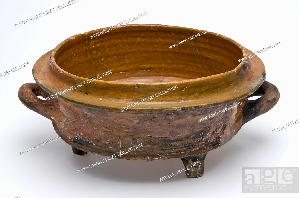 Stock Photo: Earthenware cooking pot, barley pan, on three legs, two lying ears, flat lid edge, cooking pot tableware holder utensils earthenware ceramics earthenware glaze.