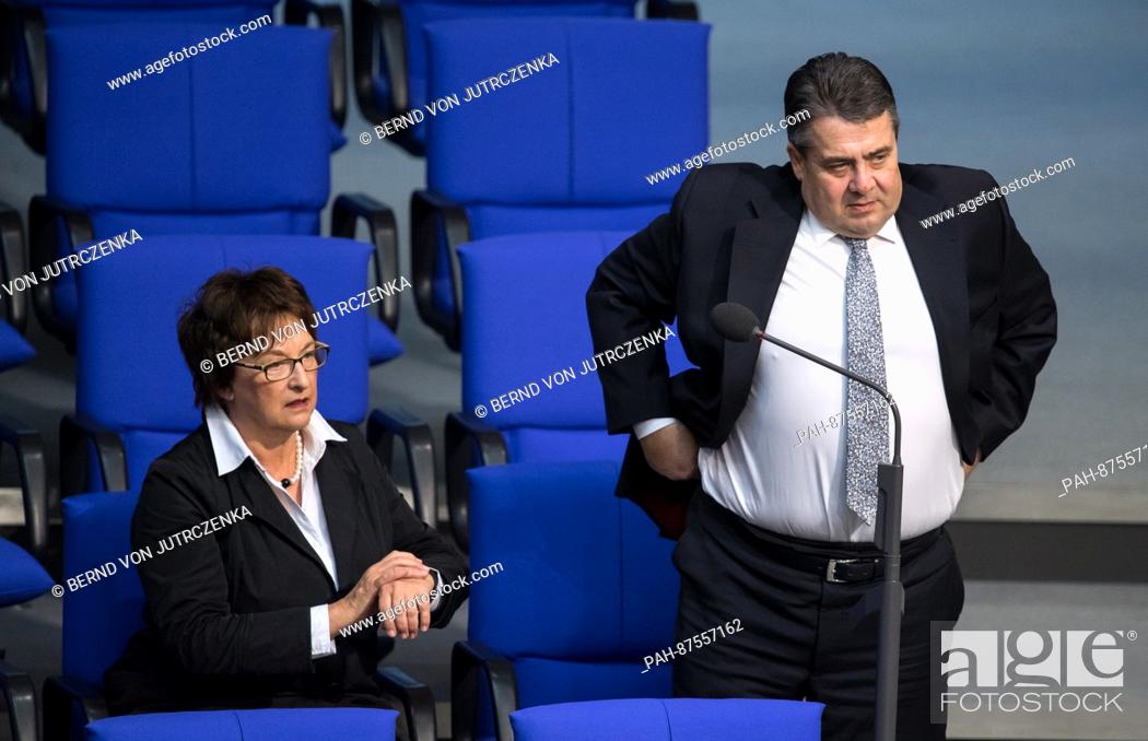 Stock Photo: The new Federal Minister of Economy Brigitte Zypries (L) and the new German Foreign Minister Sigmar Gabriel next to each other at the German Bundestag in Berlin.