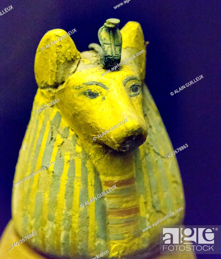 Photo de stock: Egypt, Cairo, Egyptian Museum, found in the royal necropolis of Tanis, 1 of the 4 canopic vases of the king Psusennes. The plug is a jackal head.
