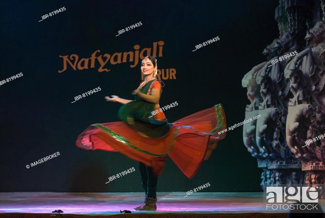Kathak dance in Natiyanjali festival in Perur temple, Tamil Nadu, India,  Asia, Stock Photo, Picture And Rights Managed Image. Pic. IBR-8199435 |  agefotostock