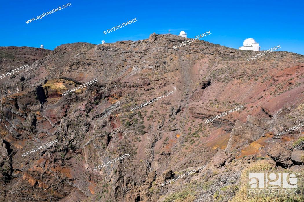 Stock Photo: Spain, Canary Islands, La Palma island declared a Biosphere Reserve by UNESCO, Caldera de Taburiente National Park, the Astrophysical Observatory of Roque de.