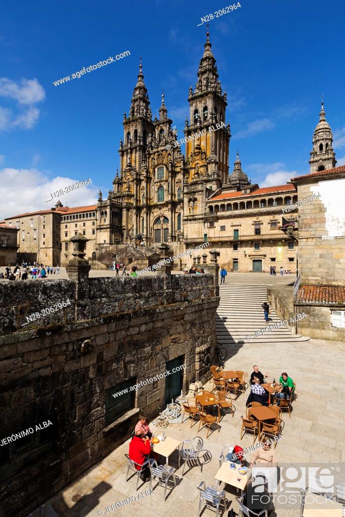 Imagen: Cathedral on Plaza del Obradoiro, World Heritage Site, Santiago de Compostela, Way of St James, A Coruña province, Galicia, Spain.