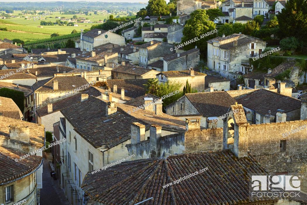 Imagen: View of Saint Emilion, Gironde, Aquitaine, France, Europe.