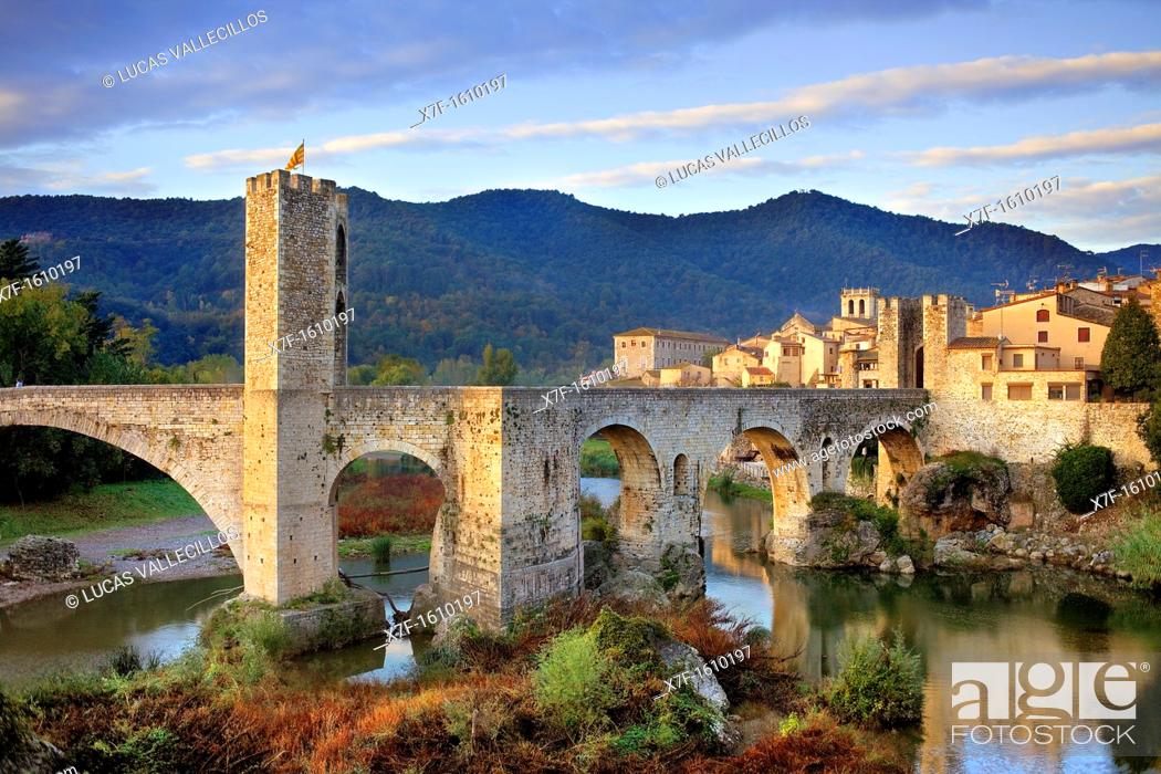Stock Photo: Medieval Bridge -11st Century, Besalú, La Garrotxa, Girona, Spain.