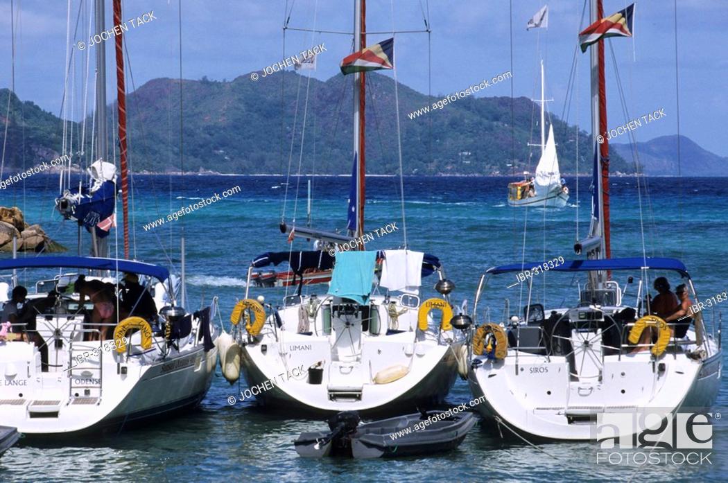 Stock Photo: SYC, Seychelles, Praslin : Sailing yachts. |.