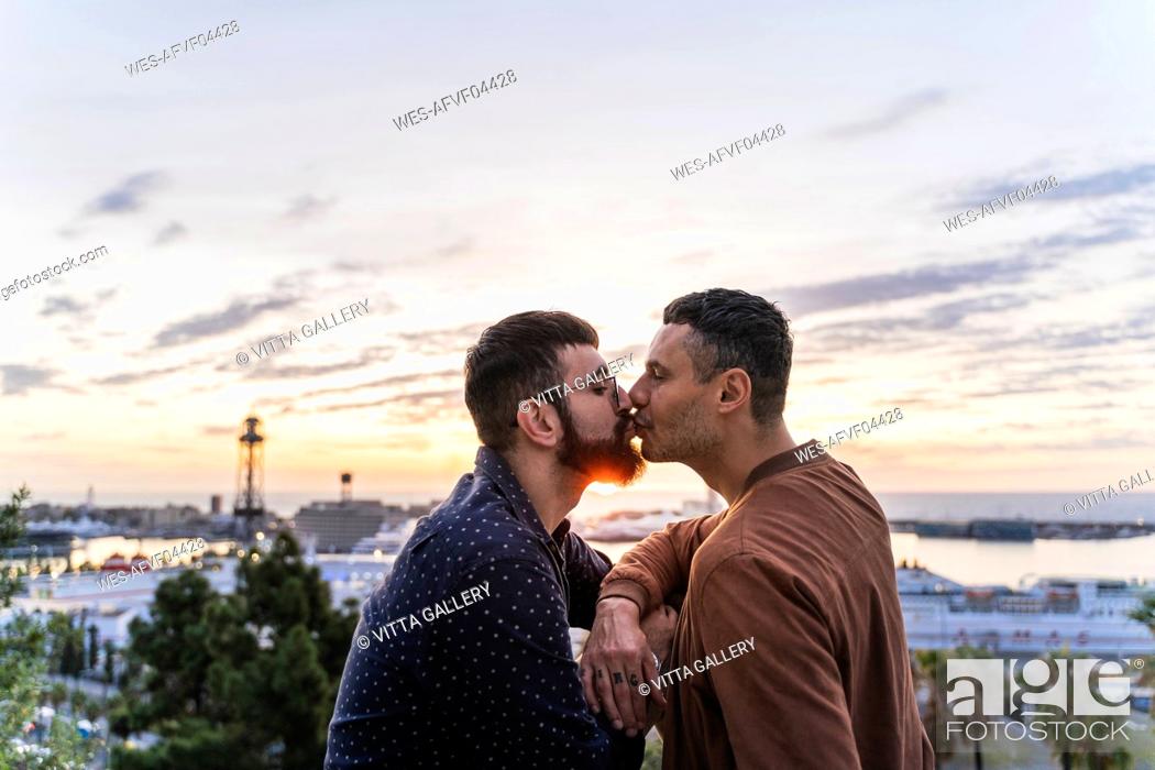 Dating gay in Barcelona