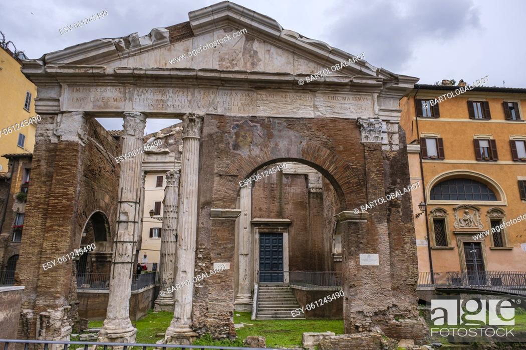 Stock Photo: Octavia Portico, 27 a. C, Jewish ghetto of Rome, Rome, Lazio, Italy.