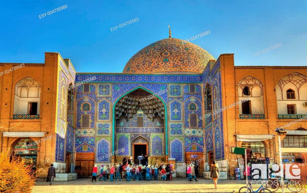 Stock Photo: Sheikh Lotfollah Mosque on Naqsh-e Jahan Square of Isfahan, Iran.