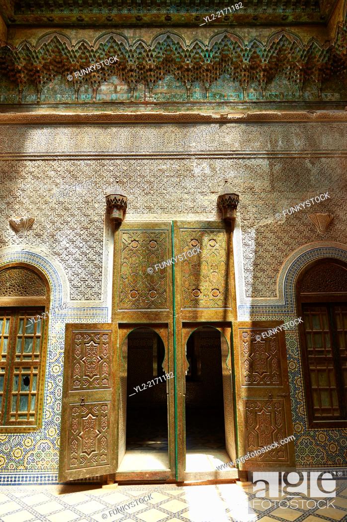 Stock Photo: Berber Muqarnas Arabesque stalactite plaster work ceiling and Mocarabe Honeycomb work plaster columns and capitals of the inner courtyard of the Kashah of.