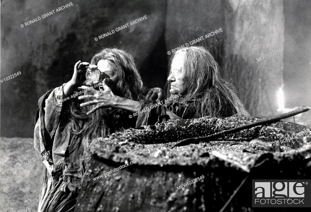 Stock Photo: KRULL WITCHES AND CAULDRON PICTURE FROM THE RONALD GRANT ARCHIVE KRULL WITCHES AND CAULDRON.