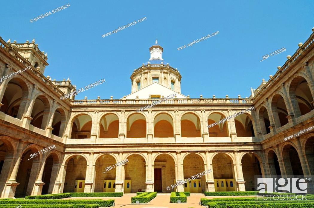 Stock Photo: Courtyard, arcades, colonnade, Monasterio San Miguel de los Reyes, monastery, church, museum, art, exhibitions, Valencia, Spain, Europe.