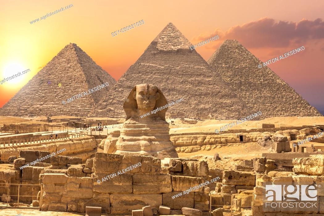 Stock Photo: The Sphinx and the Piramids, famous Wonder of the World, Giza, Egypt.