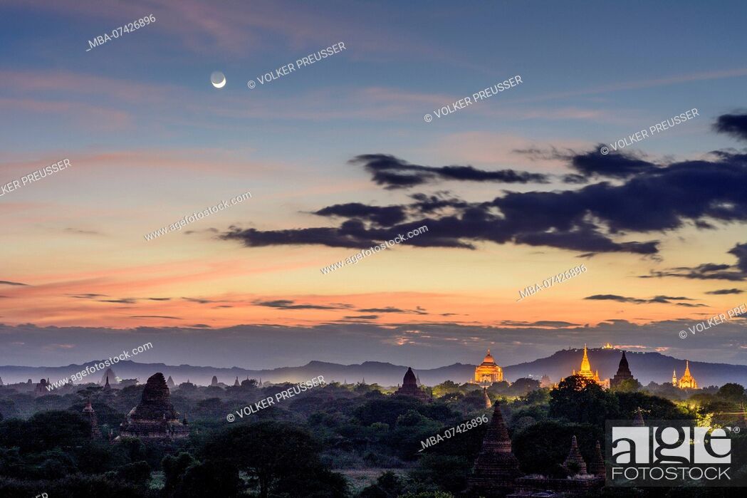 Stock Photo: Bagan, Thatbyinnyu Temple, Ananda Temple, temples in Old Bagan, stupa Tan Kyi Paya atop mountain, Mandalay Region, Myanmar (Burma).