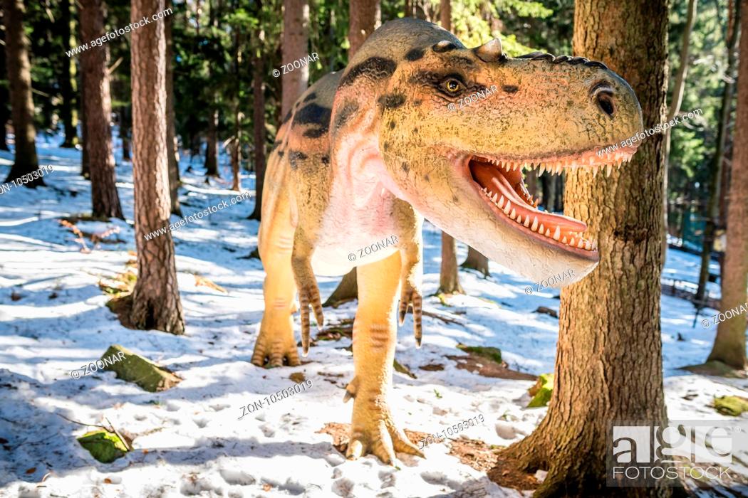 Photo de stock: T-Rex in dinosaur Park.