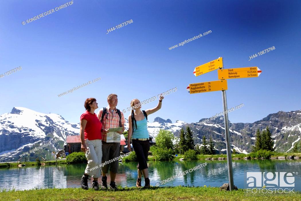 Stock Photo: Wandern bei der Bergstation Brunni ob Engelberg OW.