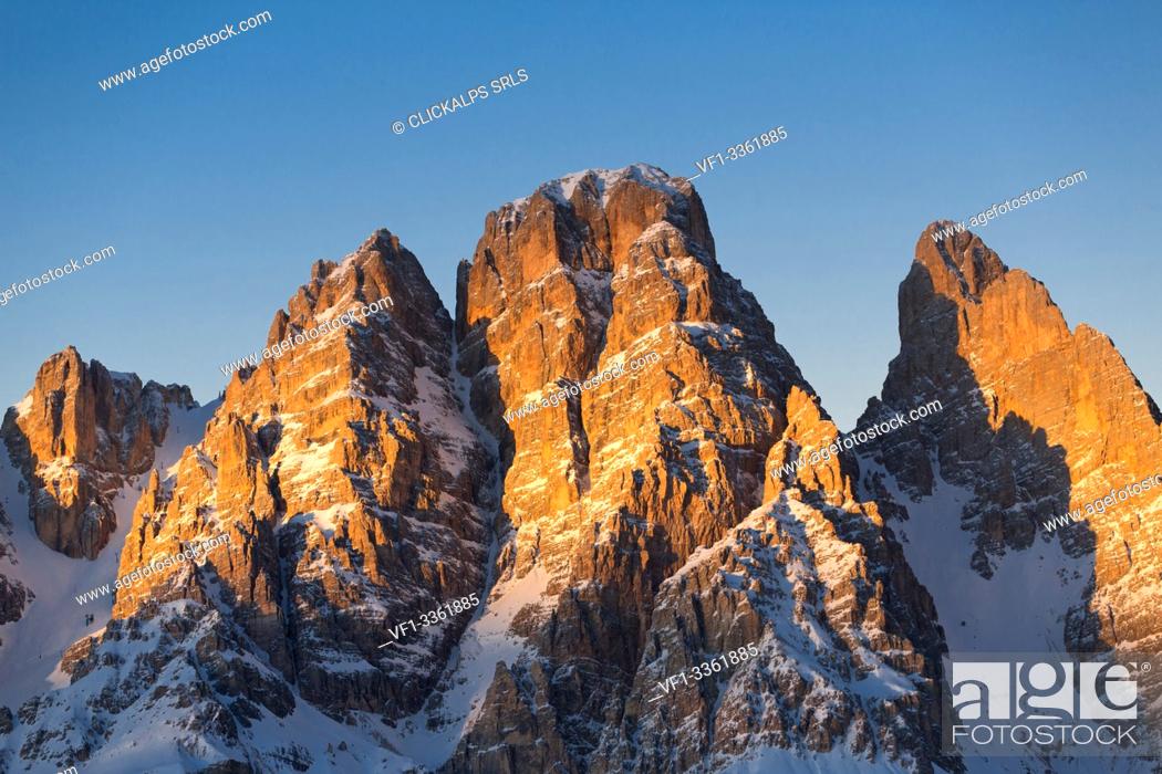 Stock Photo: Cristallo Peak at sunset, Cortina d'Ampezzo, Veneto, Italy, Europe.