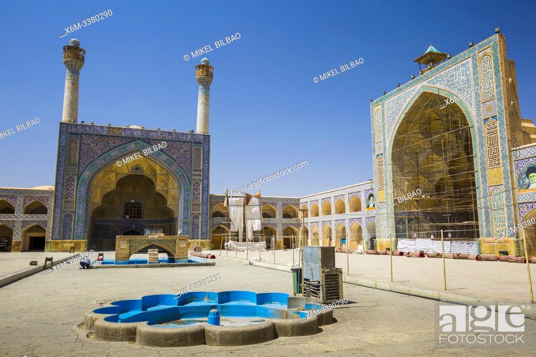 Video chat in Isfahan