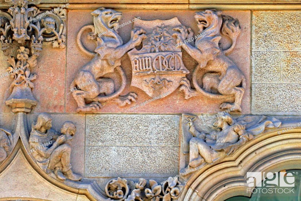 Stock Photo: coat of arms on the modernist facade, Casa Amatller, architect Josep Puig i Cadafalch, Eixample district, Barcelona, Catalonia, Spain.