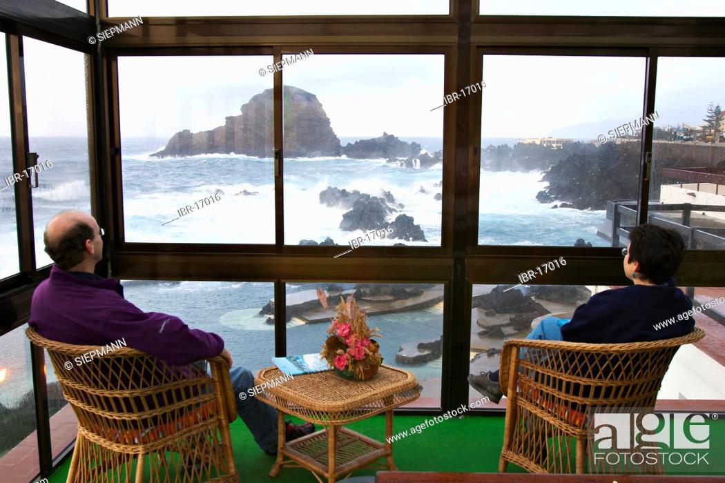 Stock Photo: Hotel guests in guesthouse Pensao Calau in Porto Moniz on Madeira.