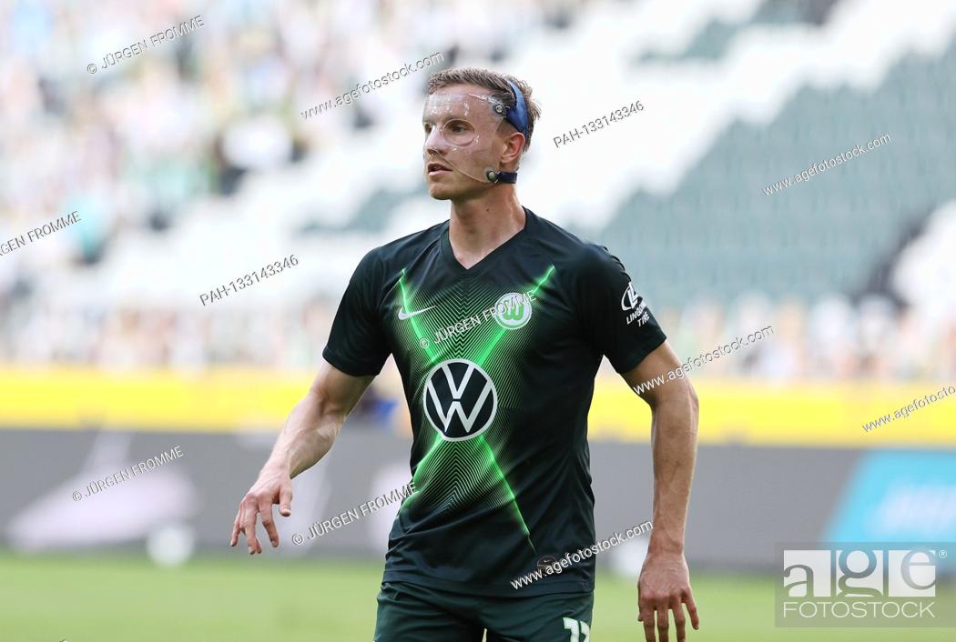 Yannick GERHARDT, Wolfsburg with protective mask firo, Sport: Soccer: 1, Stock Photo, Picture And Rights Managed Image. Pic. PAH-133143346 - agefotostock