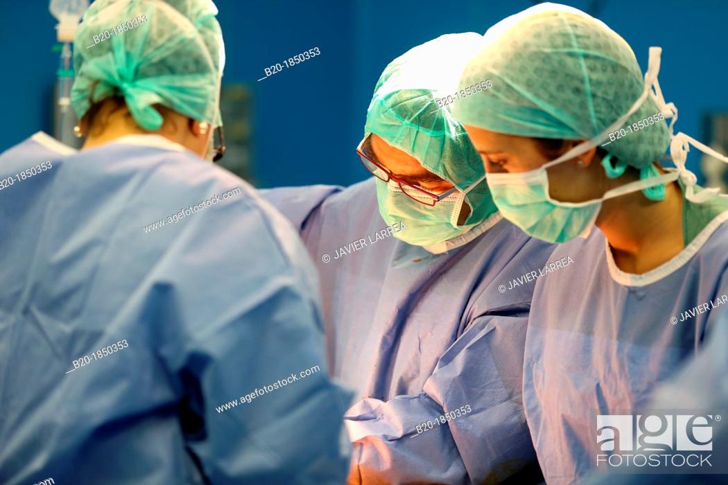 Stock Photo: Hip replacement surgery, Orthopedics and Trauma surgery, Surgeon, Operating Theatre, Donostia Hospital, San Sebastian, Donostia, Gipuzkoa, Basque Country, Spain.