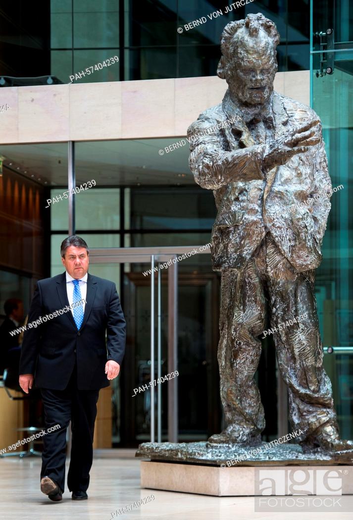 Stock Photo: Chairman of the SPD Sigmar Gabriel arrives to deliver a statement on the death of German author Guenter Grass at Willy Brandt House in Berlin, Germany.