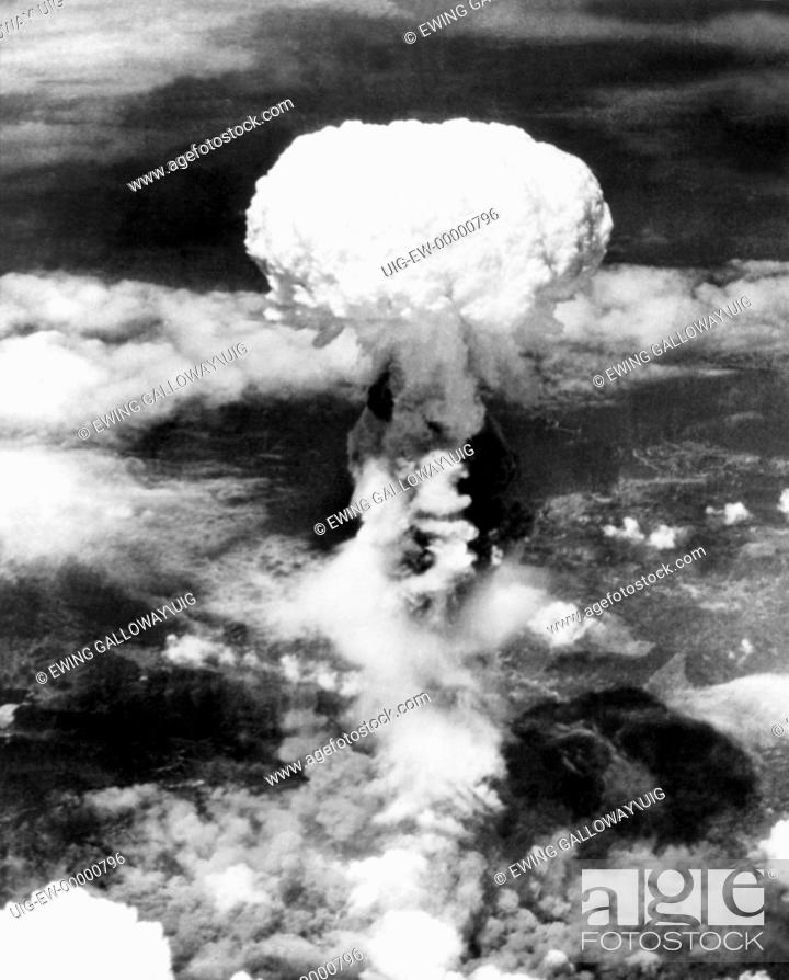 Atomic Cloud over Hiroshima Japan after Bombing New World War II Photo 6 Sizes 