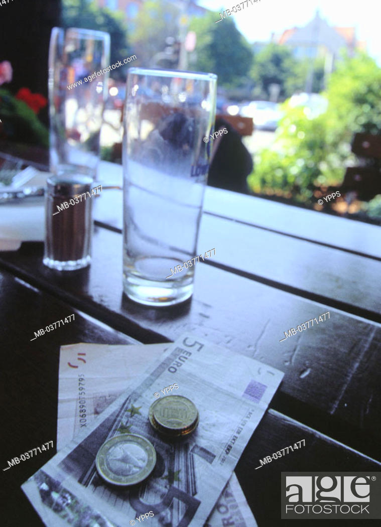 Beer Garden Beer Glasses Empty Payment Bills Coins Table