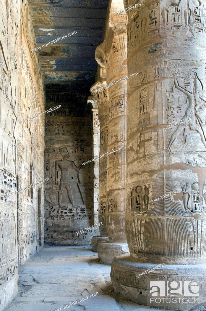 Stock Photo: Medinet Habu, Luxor, Egypt, Djamet, mortuary temple of King Ramses III, XX dyn. 1185 -1078 B.C., : a colonnade in the first courtyard.