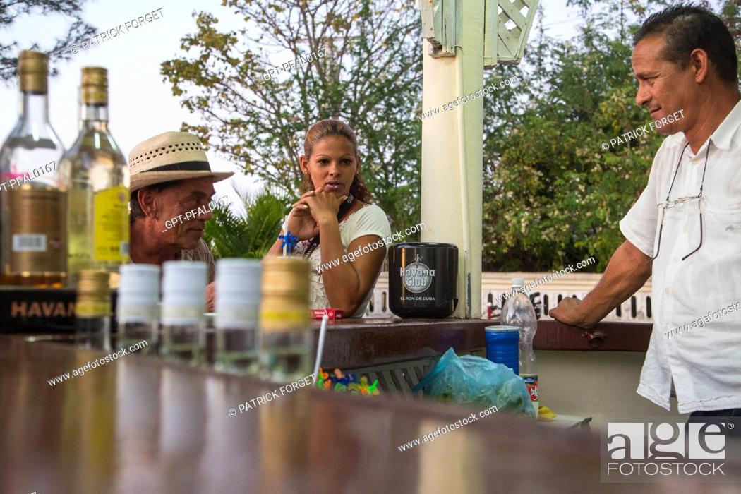 Stock Photo: MOJITO BAR IN THE PARK OF LA PUNTA GORDA, CIENFUGOS, FORMER PORT CITY POPULATED BY THE FRENCH IN THE 19TH CENTURY, LISTED AS A WORLD HERITAGE SITE BY UNESCO.