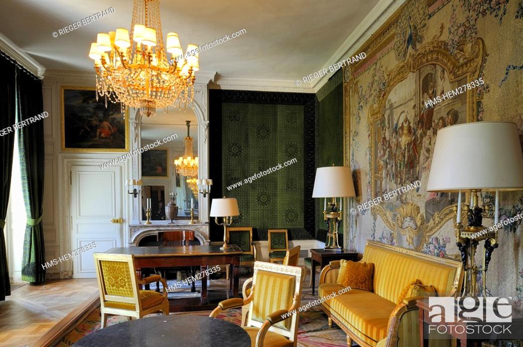 Stock Photo: France, Yvelines, Chateau de Versailles, listed as World Heritage by UNESCO, Trianon sous bois, the Grand Trianon Wing, the General de Gaulle's desk.