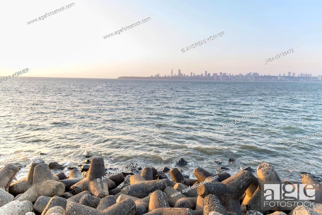 Stock Photo: India, Maharashtra, Mumbai, Marine Drive, Skyline, Coastal Protection.