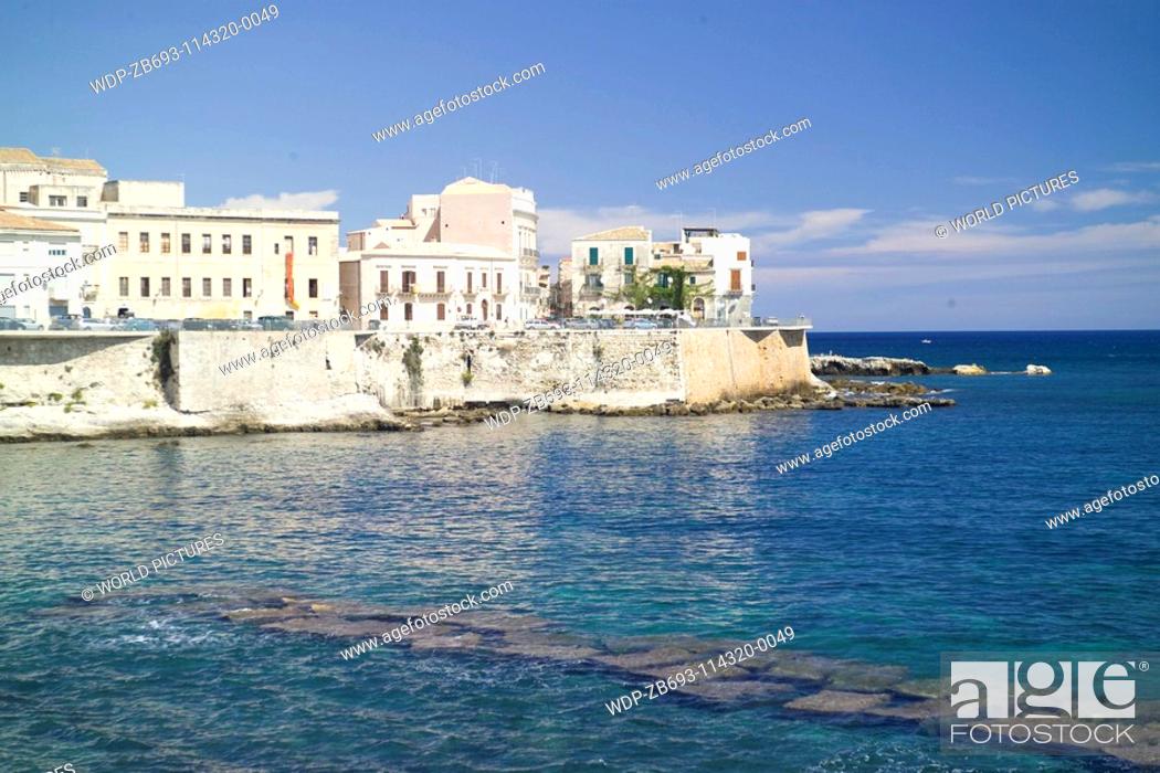 Stock Photo: Seafront Syracusa Sicily Date: 28 05 2008 Ref: ZB693-114320-0049 COMPULSORY CREDIT: World Pictures/Photoshot.