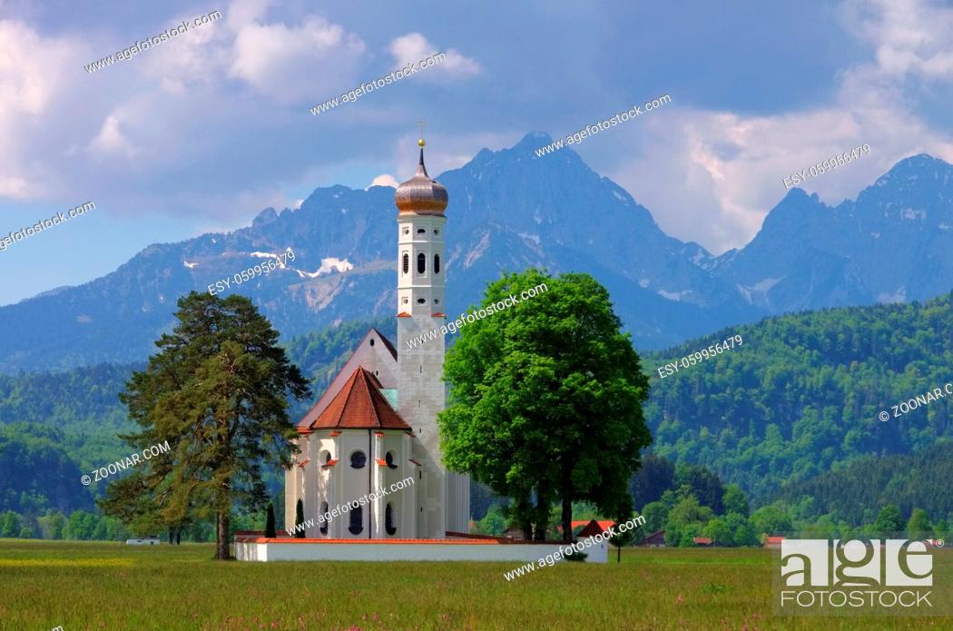 Stock Photo: St. Coloman mit Wiese - St Colomann and meadow 03.