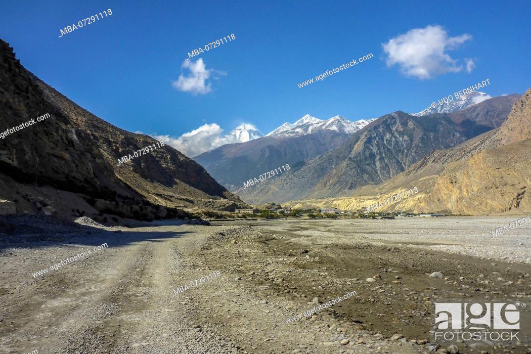 Stock Photo: Nepal, Himalaya Mountains, Mustang District, Annapurna Circuit, Upper Mustang Trek, Kali Gandaki, Valley, from Jomsom to Kagbeni, Road,.