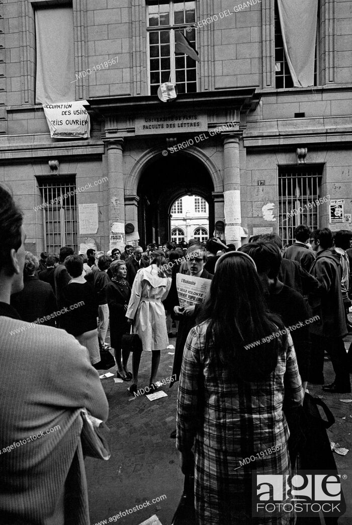 Stock Photo: Many French university students occupying the Sorbonne inner courtyard during a students demonstration. Paris, May 1968.