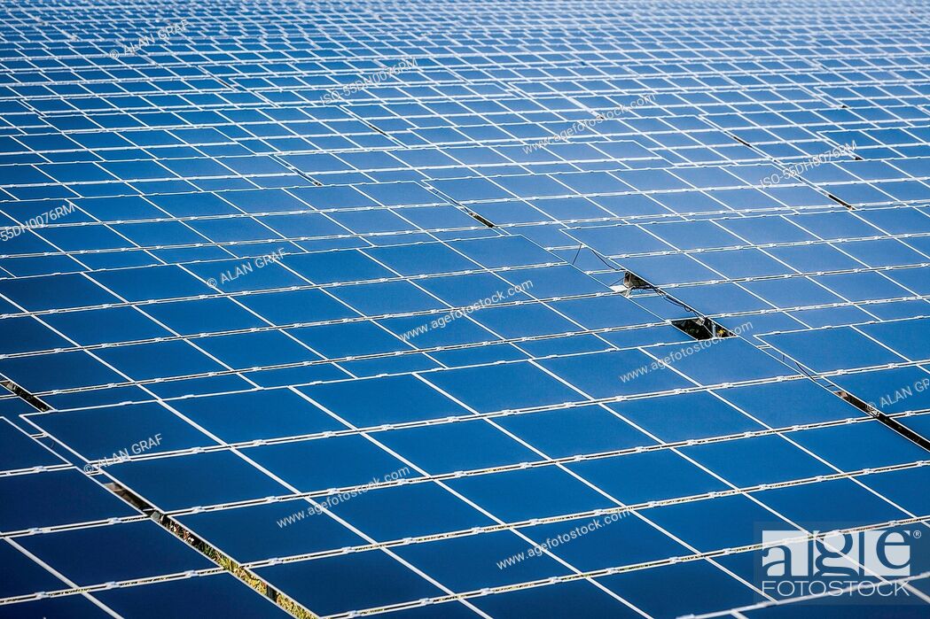 Stock Photo: Senftenberg Solarpark, photovoltaic power plant, Senftenburg, Germany.